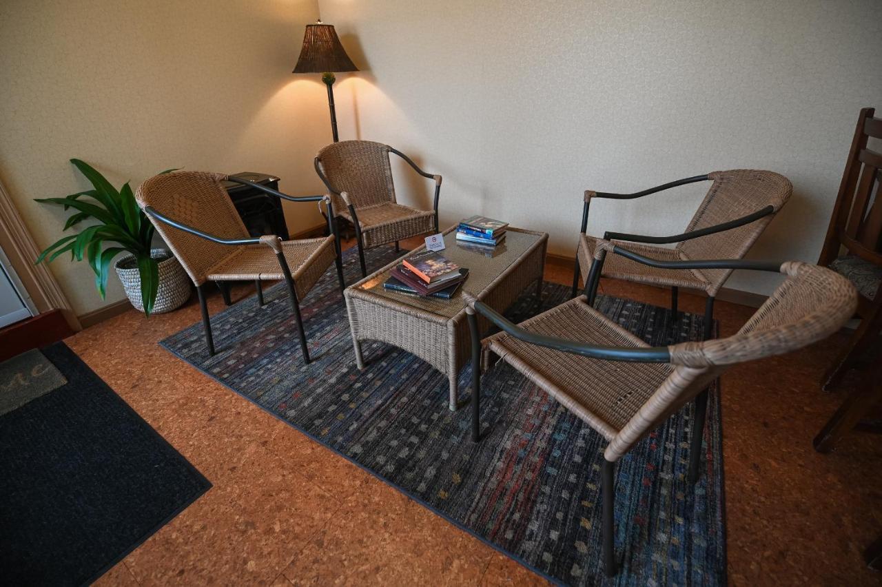 The Lakehouse Inn Geneva Eksteriør bilde